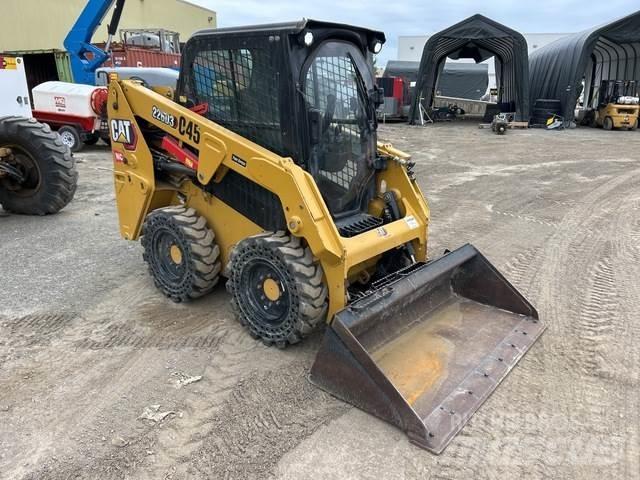 CAT 226D3 Skid steer mini utovarivači