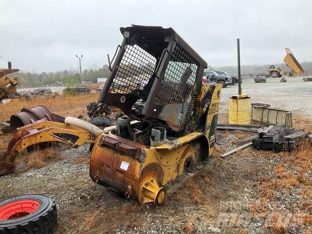 CAT 236 Skid steer mini utovarivači