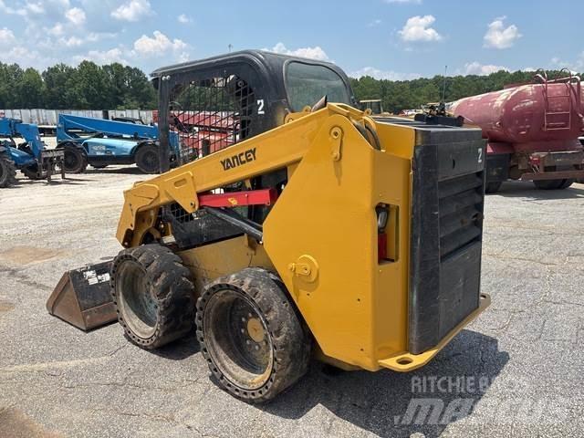 CAT 236D Skid steer mini utovarivači