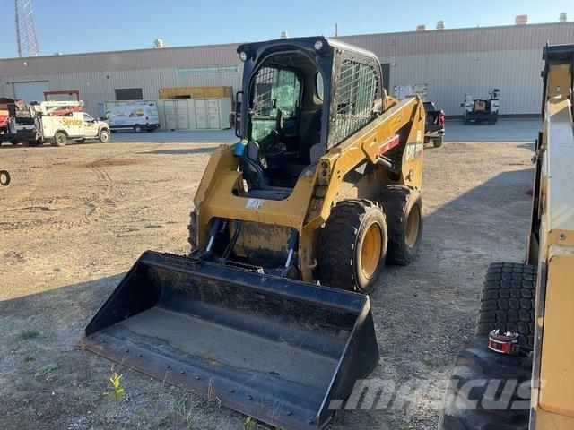 CAT 236D Skid steer mini utovarivači