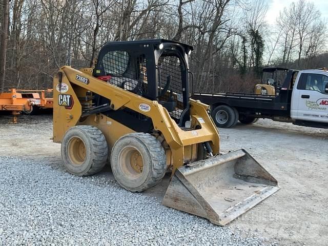 CAT 236D3 Skid steer mini utovarivači