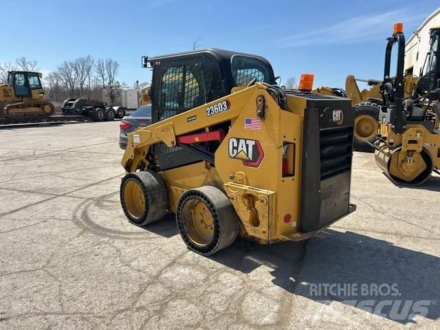 CAT 236D3 Skid steer mini utovarivači