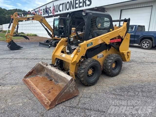 CAT 242D Skid steer mini utovarivači
