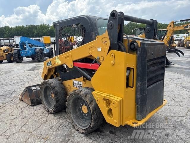 CAT 242D Skid steer mini utovarivači