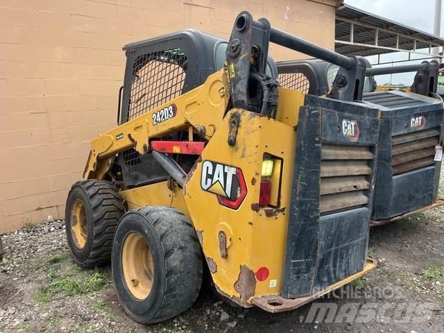 CAT 242D3 Skid steer mini utovarivači