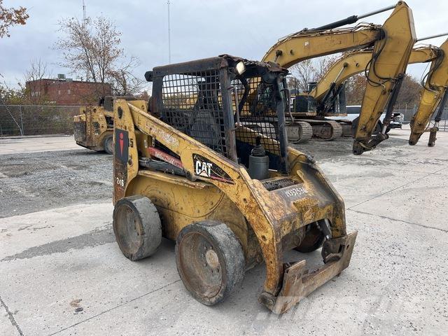 CAT 246 Skid steer mini utovarivači