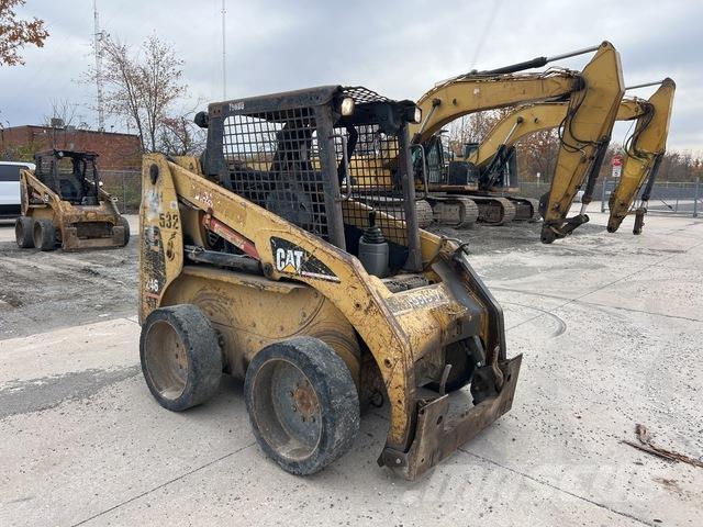 CAT 246 Skid steer mini utovarivači