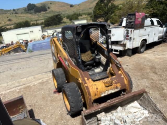 CAT 246C Skid steer mini utovarivači