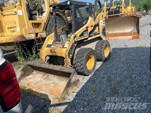 CAT 248 Skid steer mini utovarivači