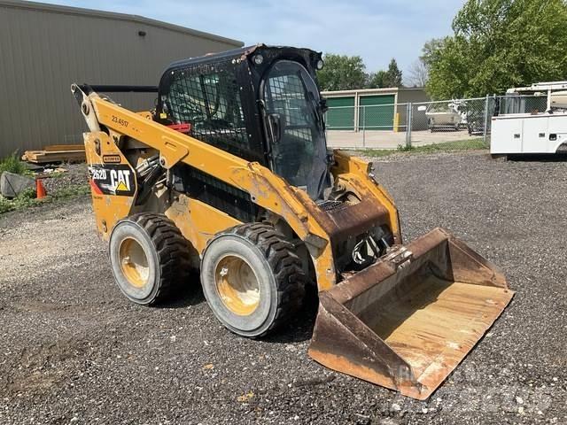 CAT 262D Skid steer mini utovarivači
