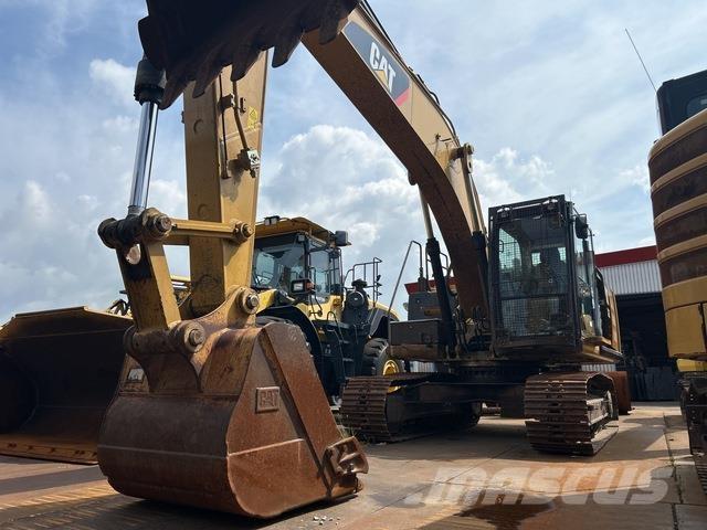 CAT 320E-2 Bageri guseničari