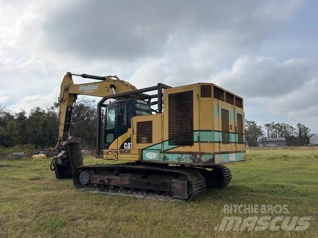 CAT 321D Bageri guseničari