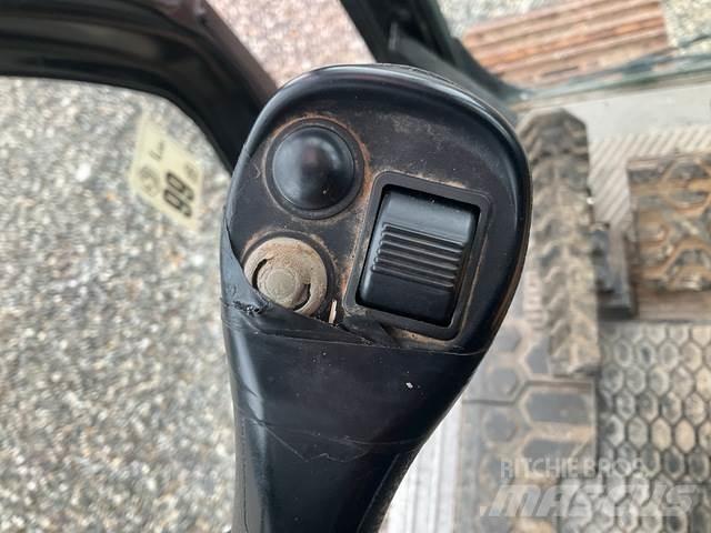 CAT 323 Bageri guseničari