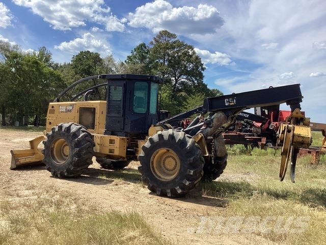 CAT 525D Skideri