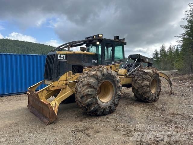 CAT 535B Skideri