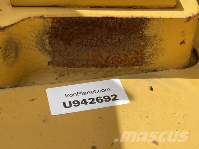 CAT 621B Polovni strugači
