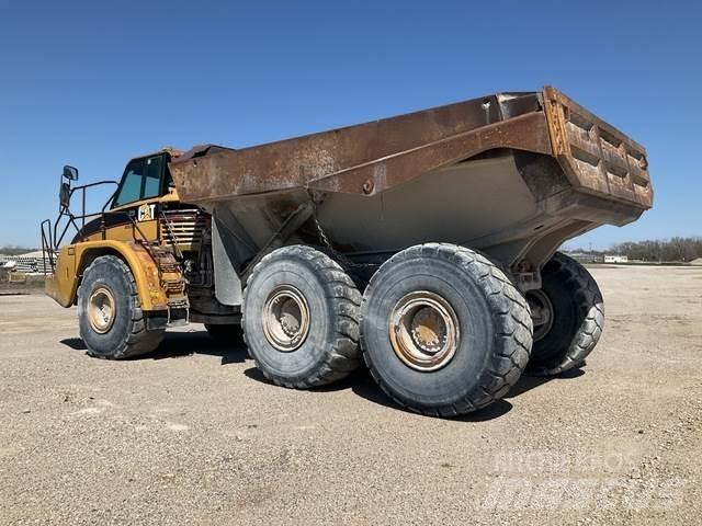 CAT 740 Zglobni damperi