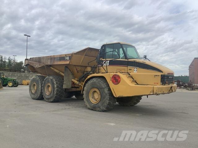 CAT 740 Zglobni damperi