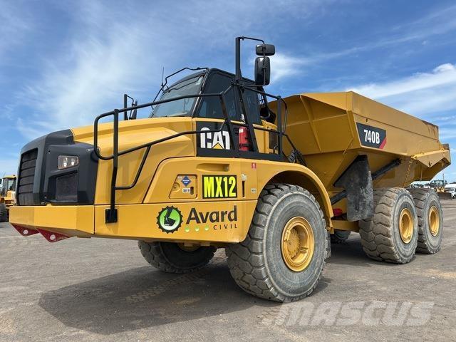 CAT 740B Zglobni damperi