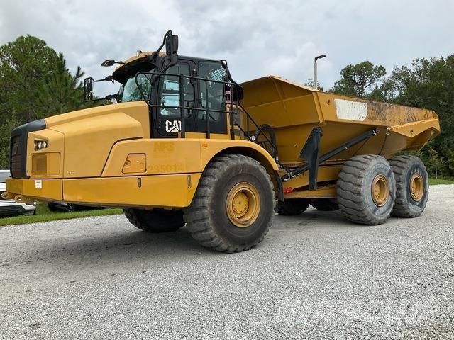CAT 745 Zglobni damperi