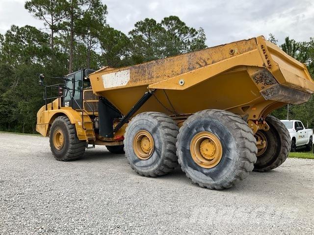 CAT 745 Zglobni damperi