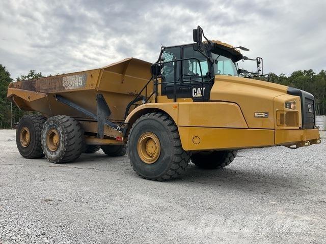 CAT 745 Zglobni damperi