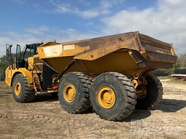 CAT 745C Zglobni damperi