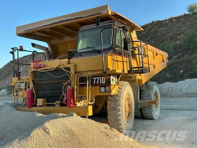 CAT 771D Zglobni damperi
