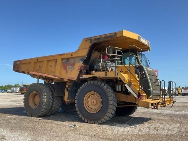 CAT 773F Zglobni damperi
