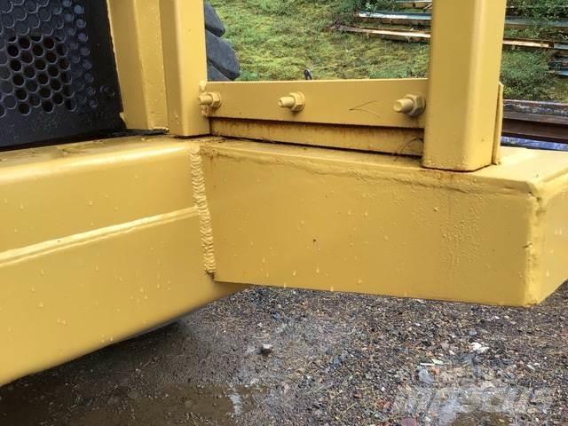 CAT 775D Zglobni damperi