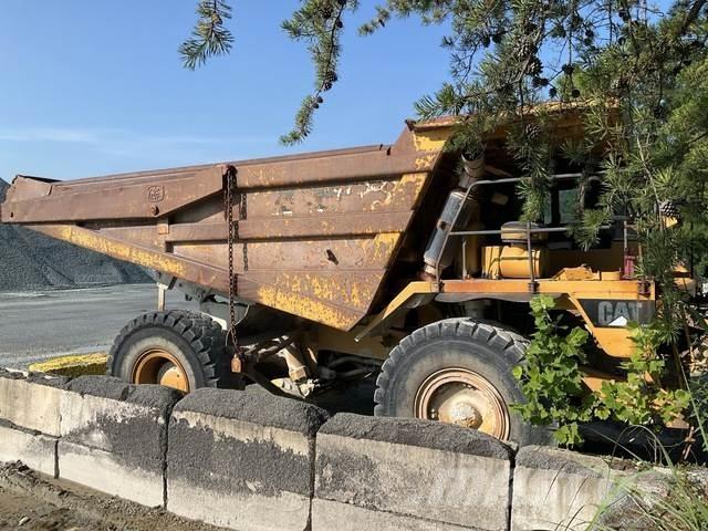 CAT 775D Zglobni damperi