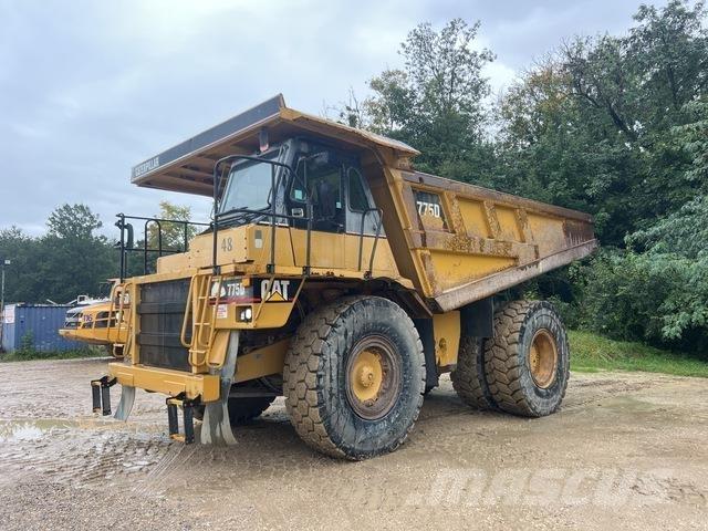 CAT 775D Zglobni damperi
