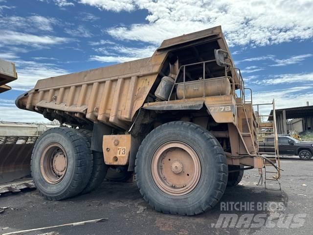 CAT 777B Zglobni damperi