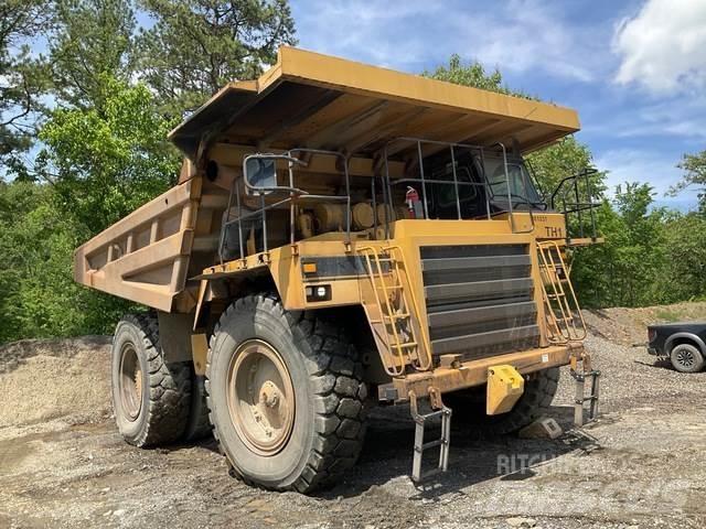 CAT 777D Zglobni damperi