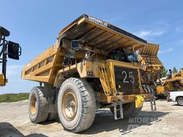 CAT 777D Zglobni damperi