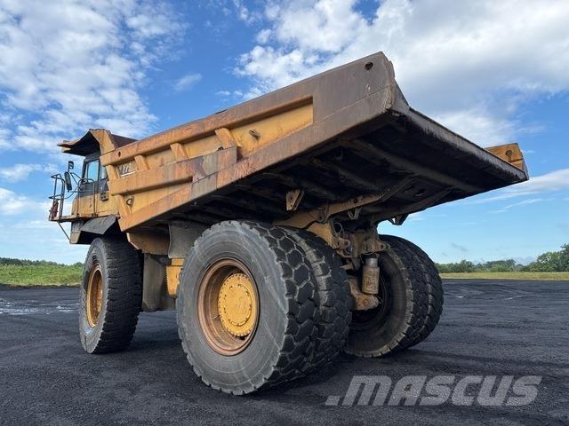 CAT 777D Zglobni damperi