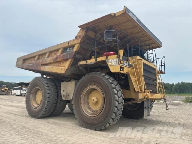 CAT 777D Zglobni damperi