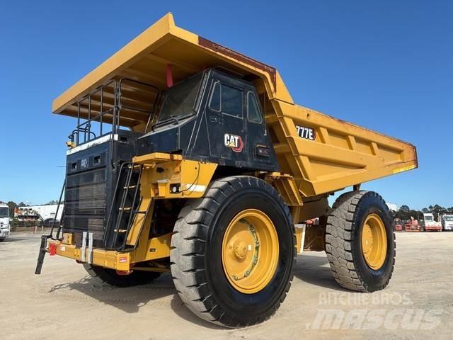 CAT 777E Zglobni damperi