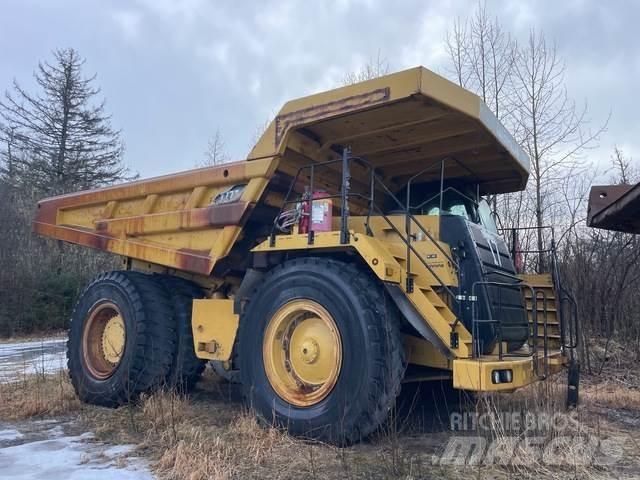 CAT 777F Zglobni damperi
