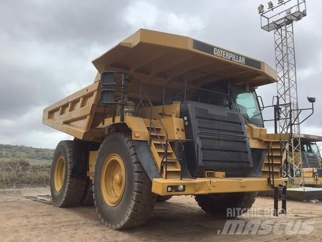 CAT 777F Zglobni damperi