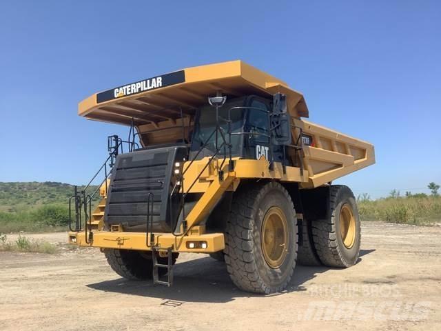 CAT 777F Zglobni damperi