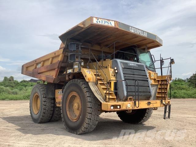 CAT 777F Zglobni damperi