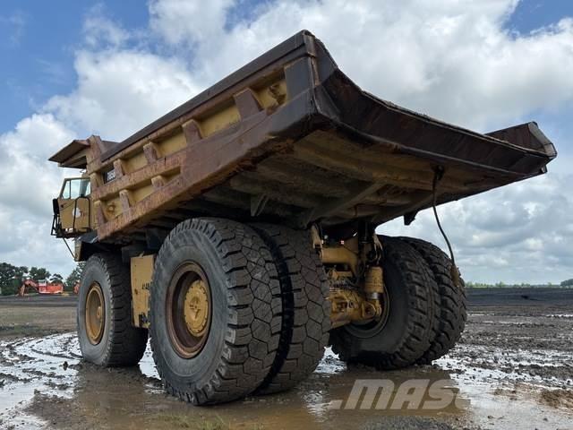 CAT 785B Zglobni damperi