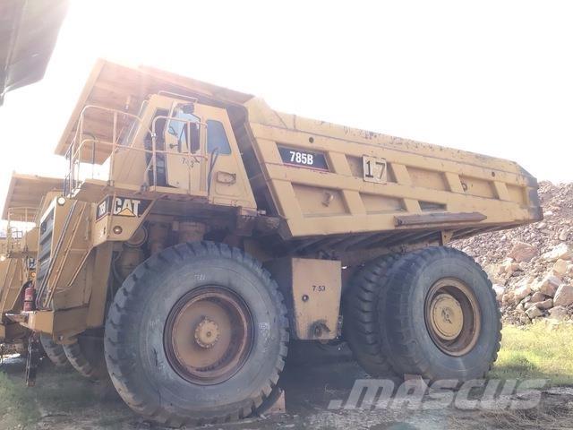 CAT 785B Zglobni damperi