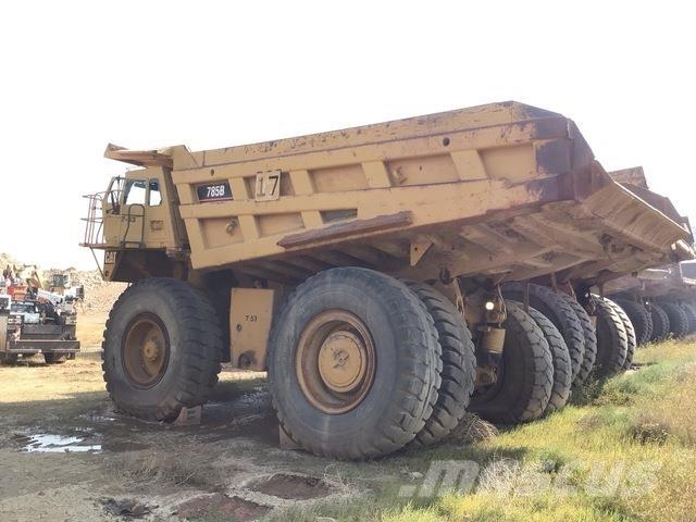 CAT 785B Zglobni damperi