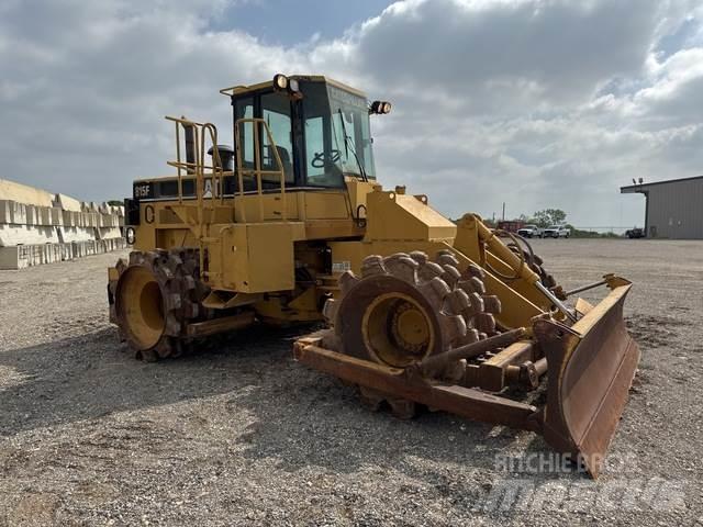 CAT 815F Nabijači zemlje