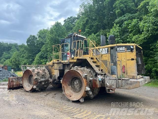 CAT 836G Nabijači zemlje