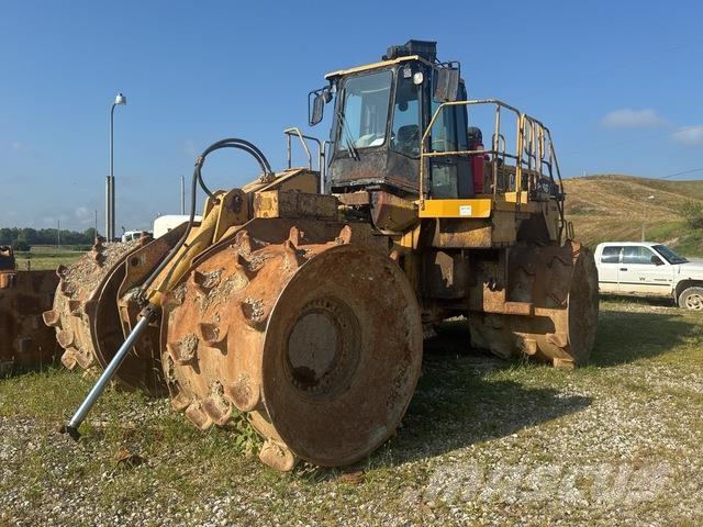 CAT 836G Nabijači zemlje