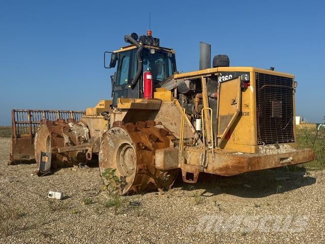 CAT 836G Nabijači zemlje