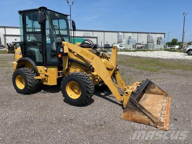 CAT 903D Utovarivači na točkove